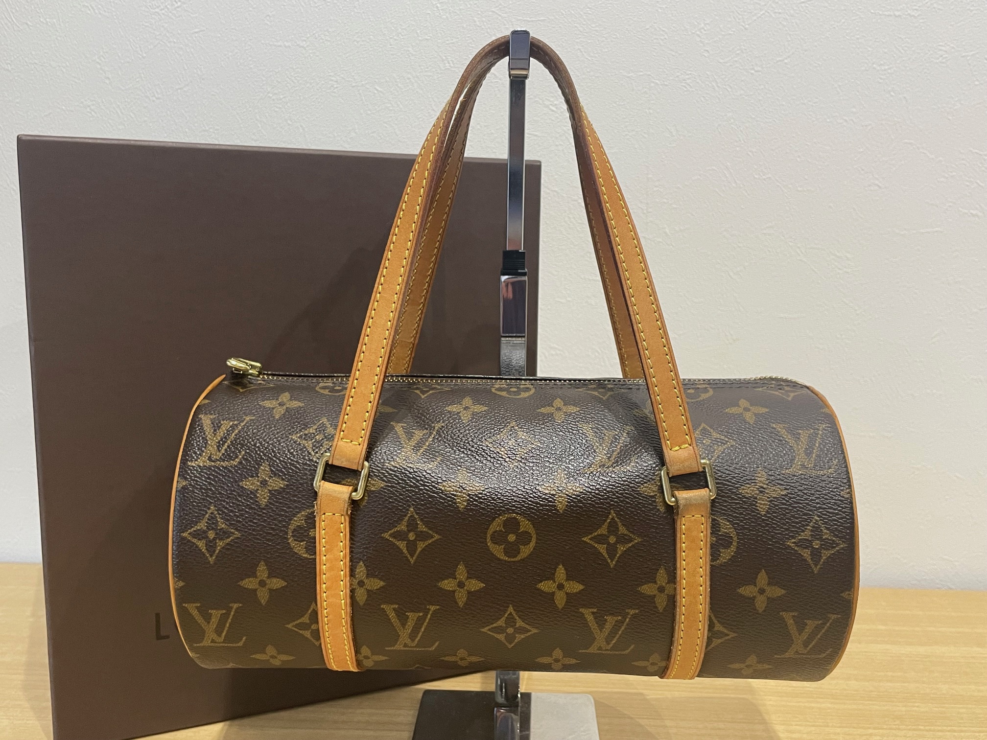 写真：Louis Vuitton ルイヴィトン モノグラム パピヨン