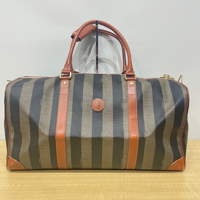 写真：FENDI　フェンディ　ペカン　ボストンバッグ