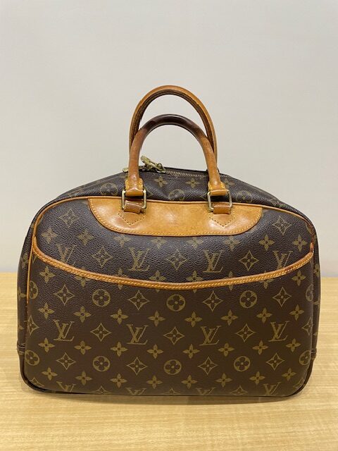 写真：Louis Vuitton　ルイヴィトン　モノグラム　ドーヴィル