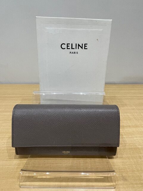 写真：CELINE　セリーヌ　ラゲージ　フラップウォレット