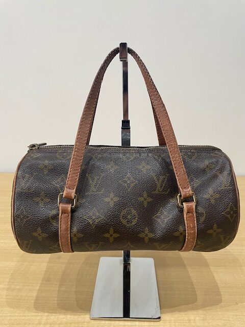 写真：Louis Vuitton　ルイヴィトン　モノグラム　パピヨン26