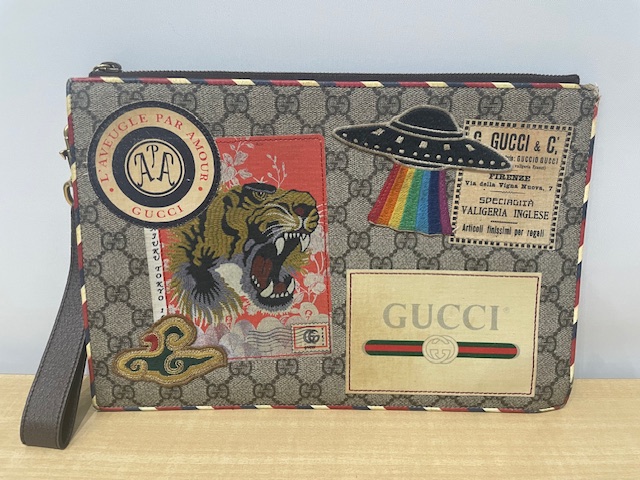 写真：GUCCI　グッチ　クラッチバッグ