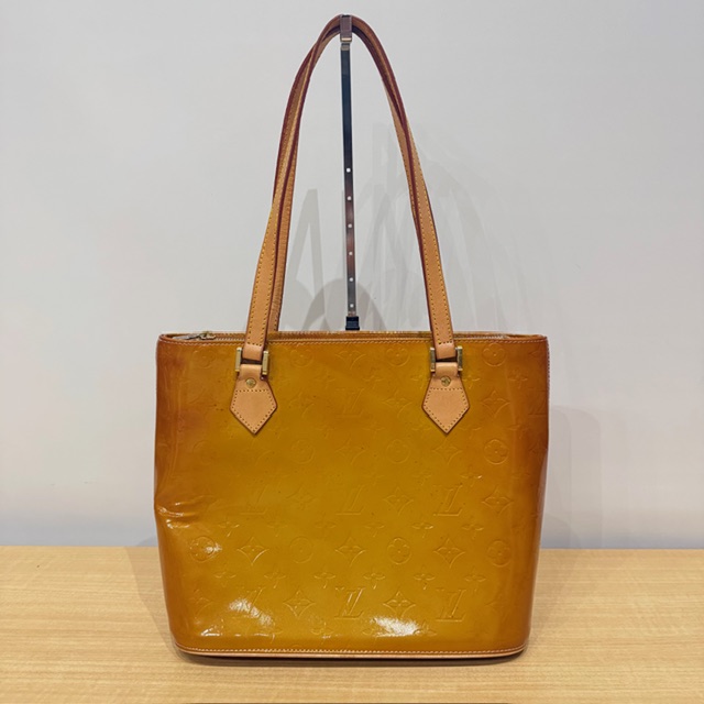 写真：Louis Vuitton　ルイヴィトン　ヴェルニ　ヒューストン